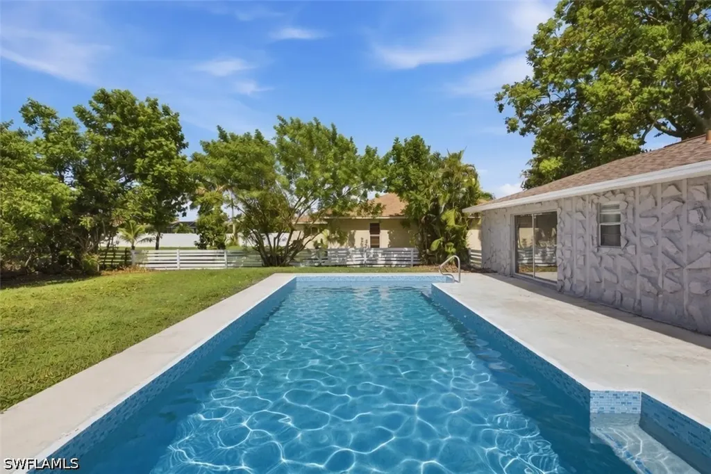 143 SE 30th Terrace Cape Coral FL 33904