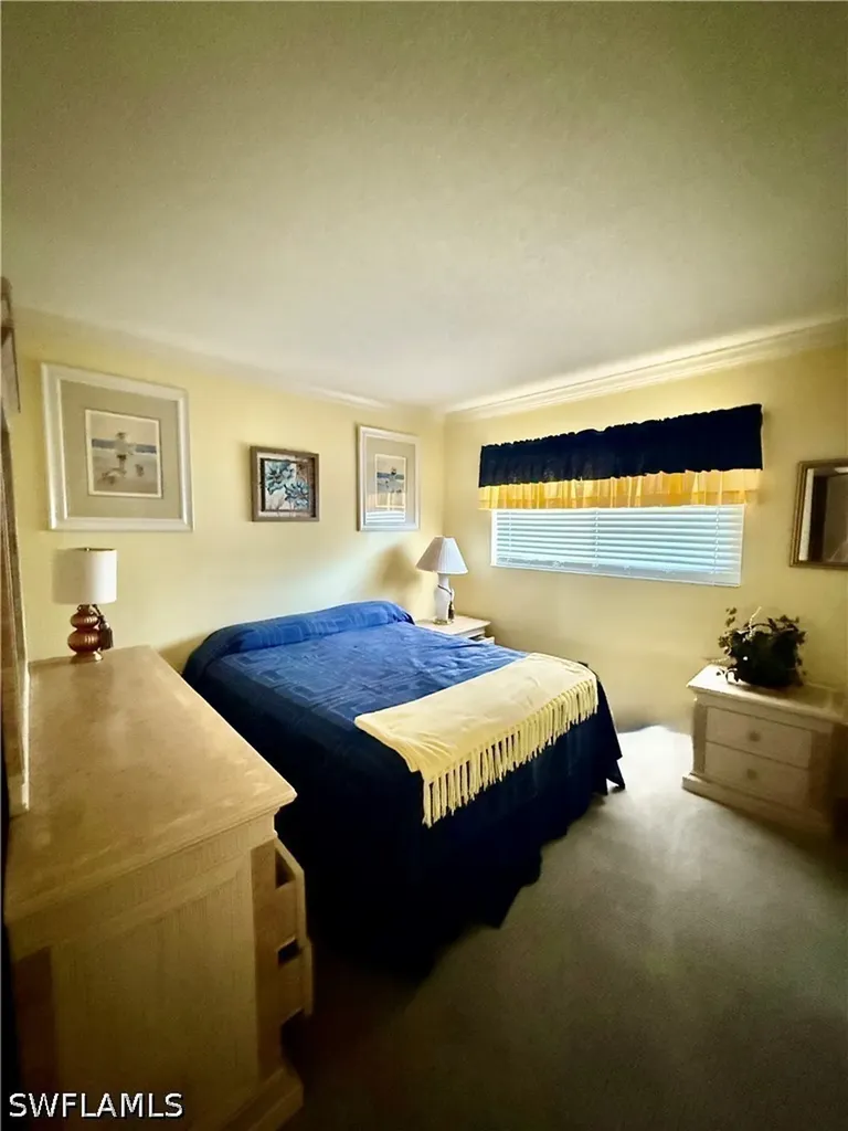 1 High Point Circle W Naples FL 34103