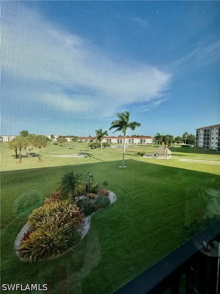 1 High Point Circle W Naples FL 34103
