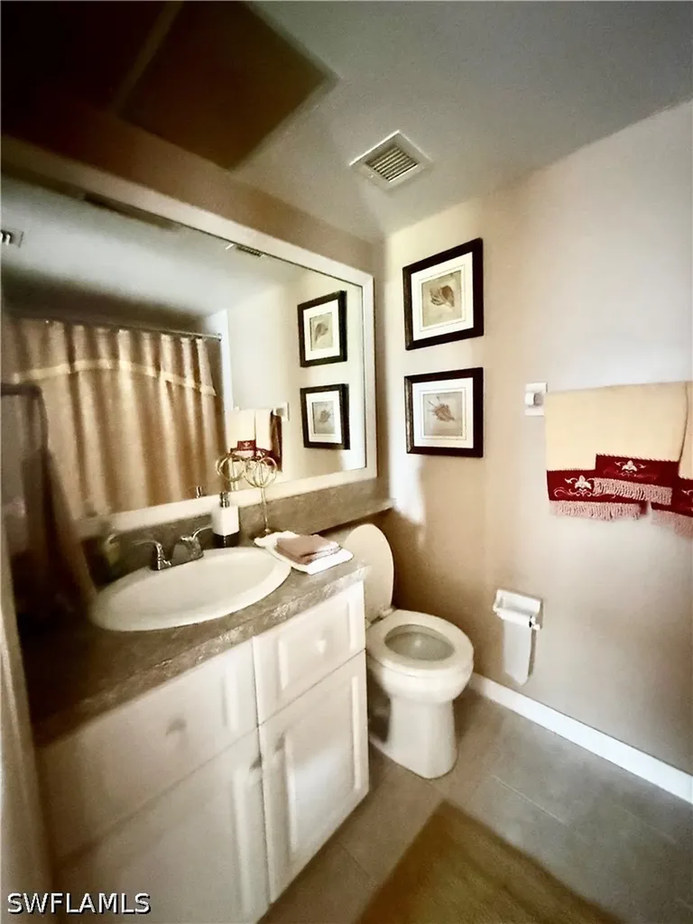 1 High Point Circle W Naples FL 34103