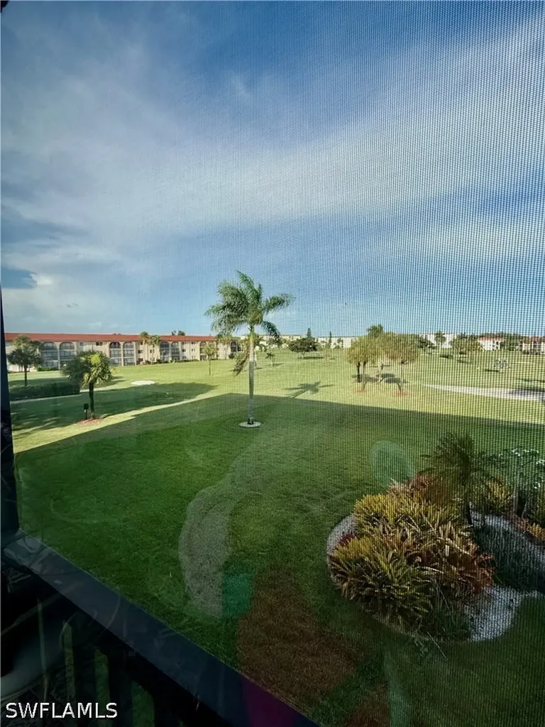 1 High Point Circle W Naples FL 34103