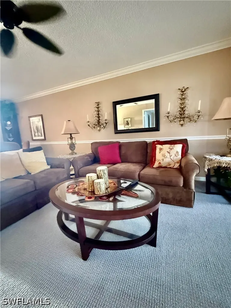1 High Point Circle W Naples FL 34103