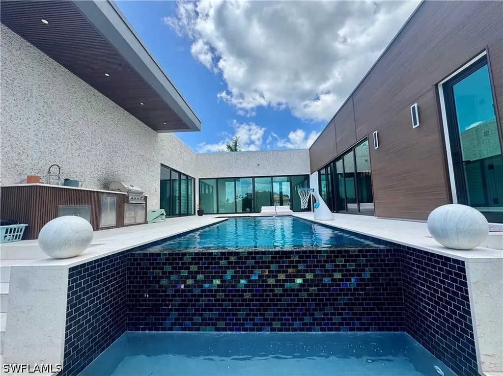 1787 Dogwood Drive Marco Island FL 34145