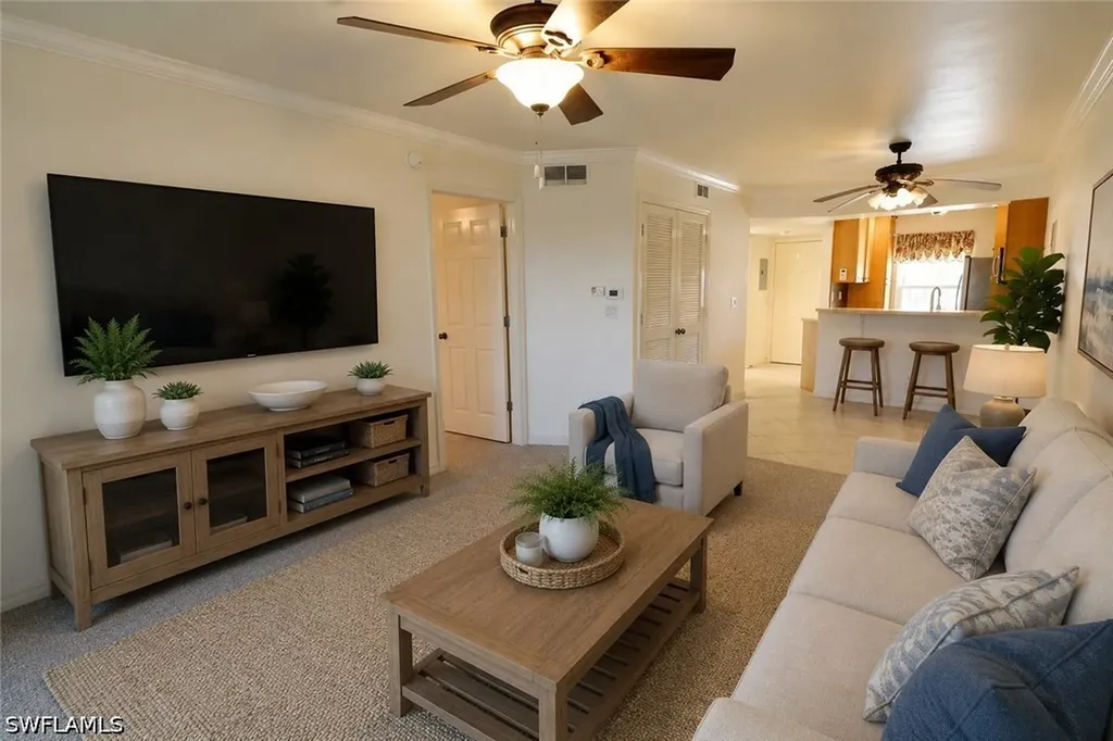 1015 Mainsail Drive Naples FL 34114