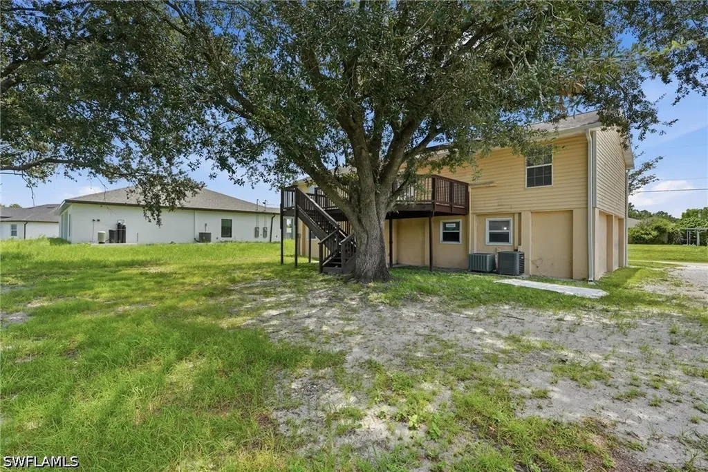 2216 Leda Avenue S Lehigh Acres FL 33973