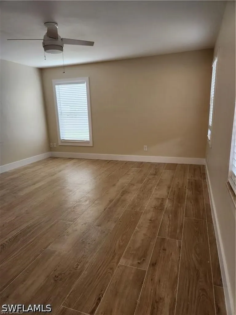 696 94th Avenue N Naples FL 34108