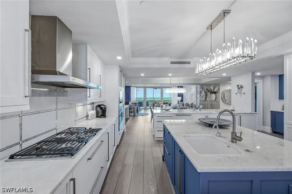 13665 Vanderbilt Drive Naples FL 34110