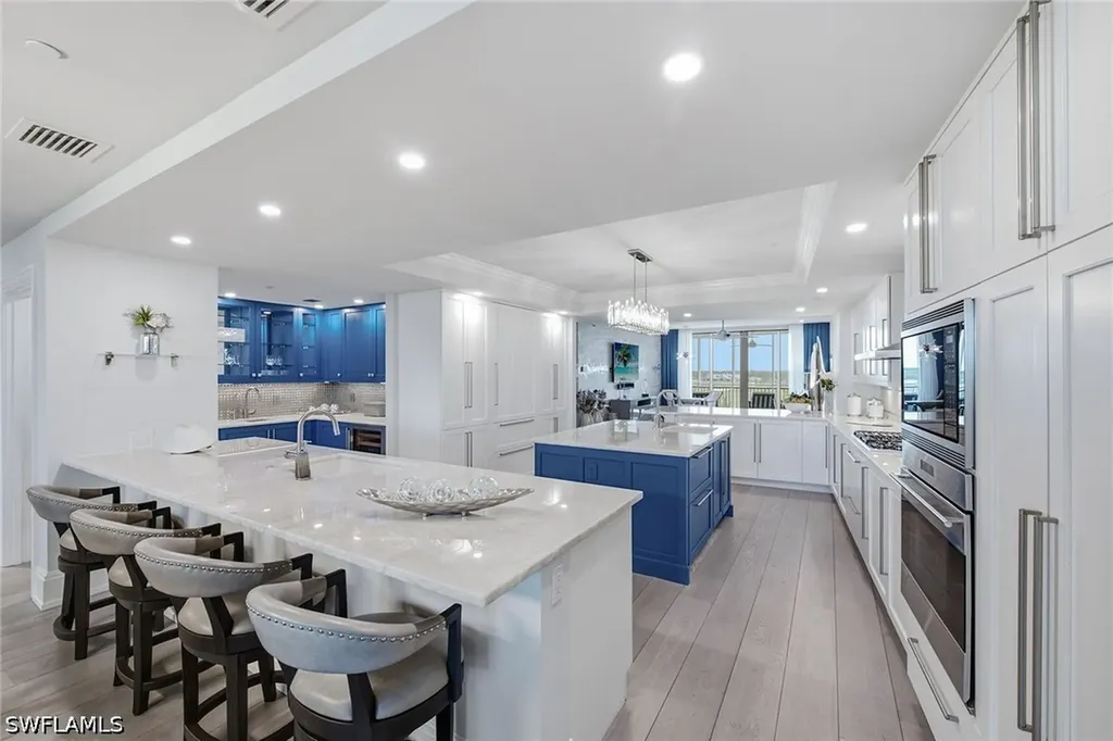 13665 Vanderbilt Drive Naples FL 34110