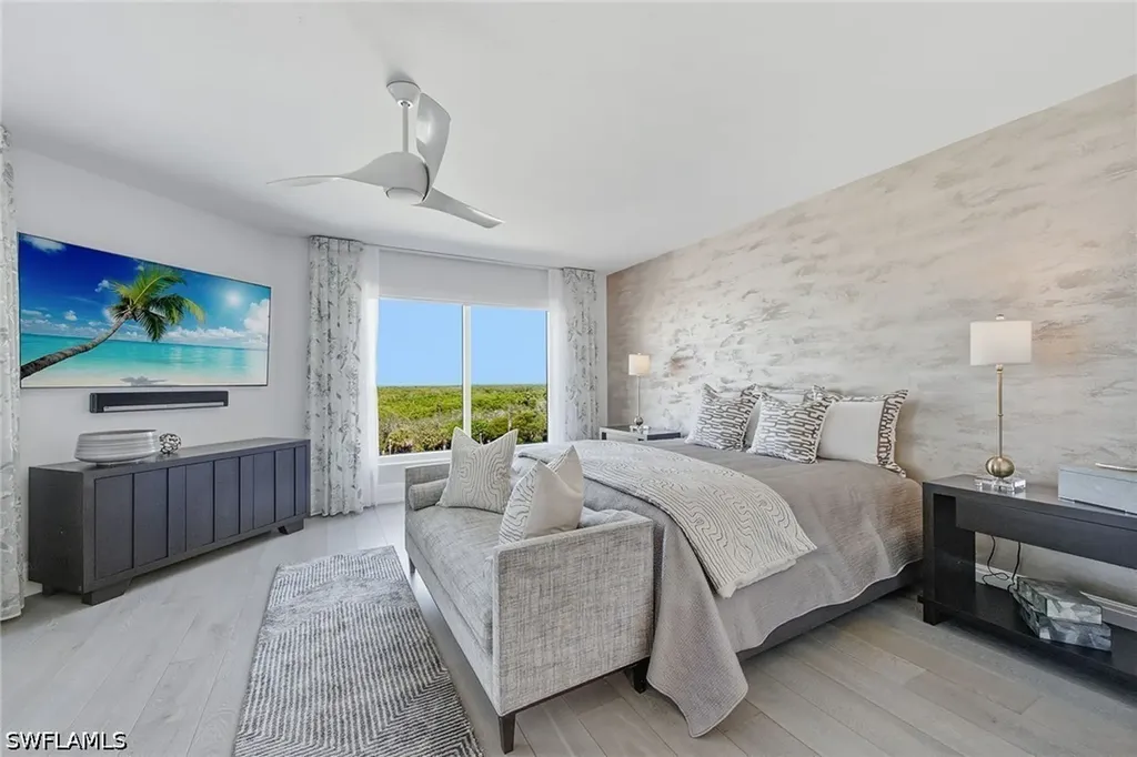 13665 Vanderbilt Drive Naples FL 34110