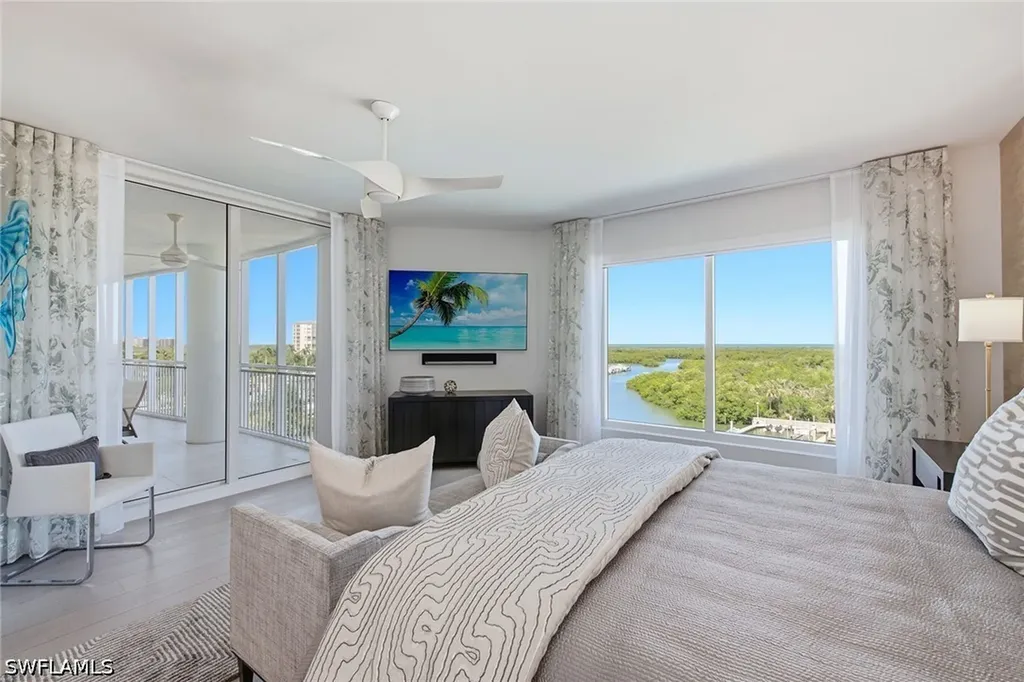13665 Vanderbilt Drive Naples FL 34110
