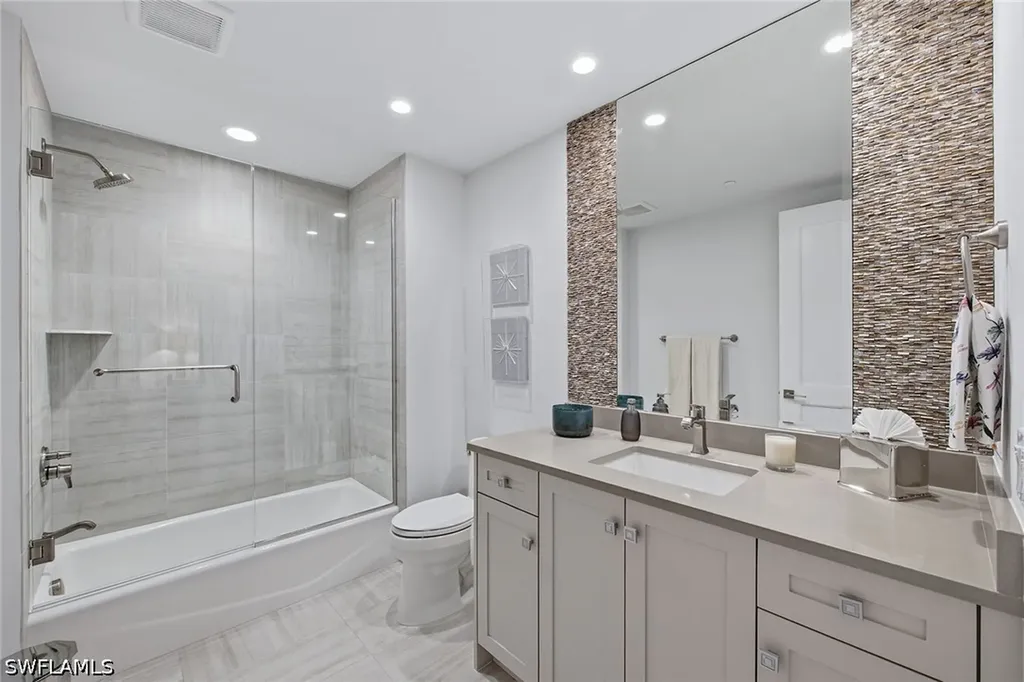 13665 Vanderbilt Drive Naples FL 34110