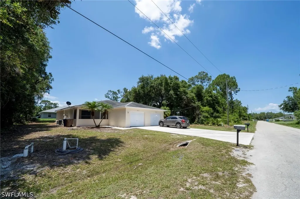 4733 29th Street SW Lehigh Acres FL 33973