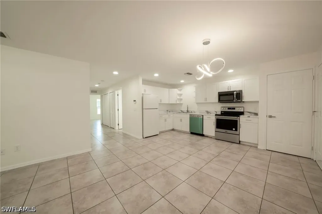 4733 29th Street SW Lehigh Acres FL 33973