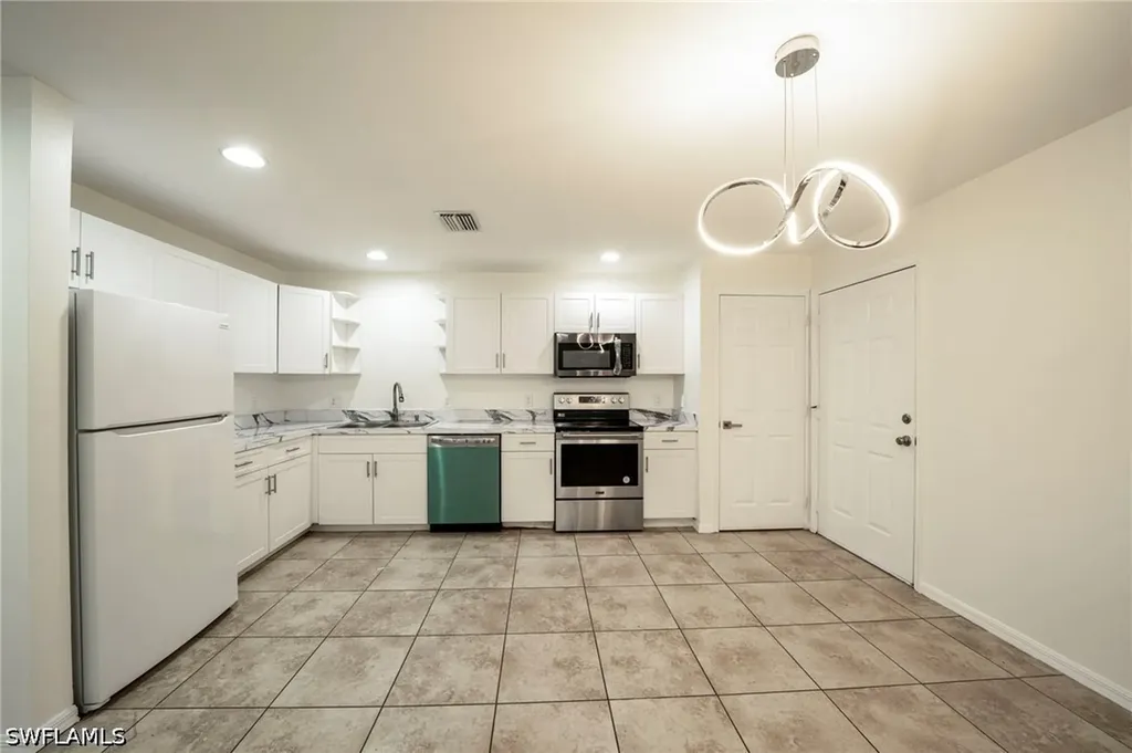 4733 29th Street SW Lehigh Acres FL 33973