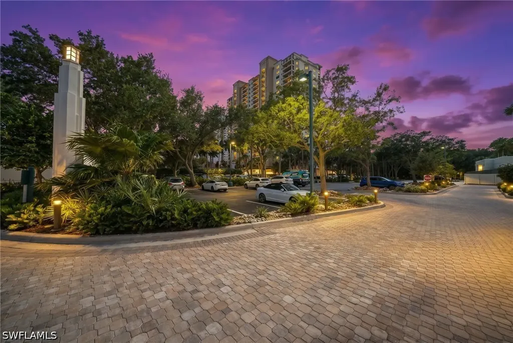 7515 Pelican Bay Boulevard Naples FL 34108