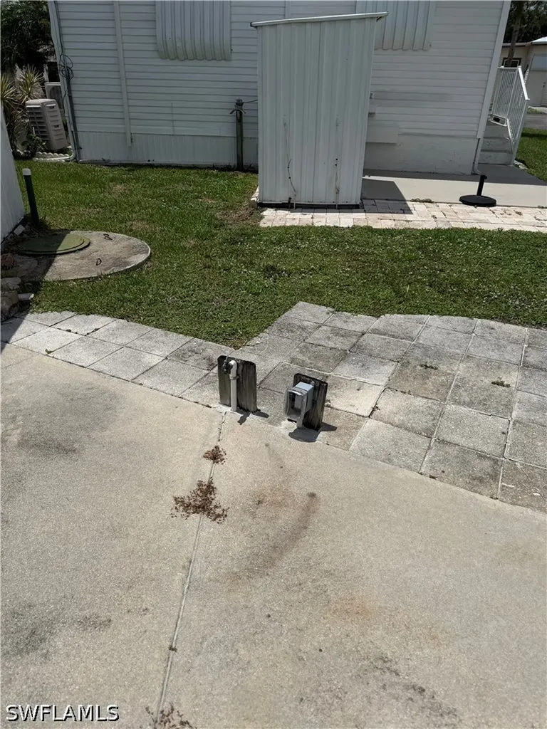 18 Jade Drive Naples FL 34114