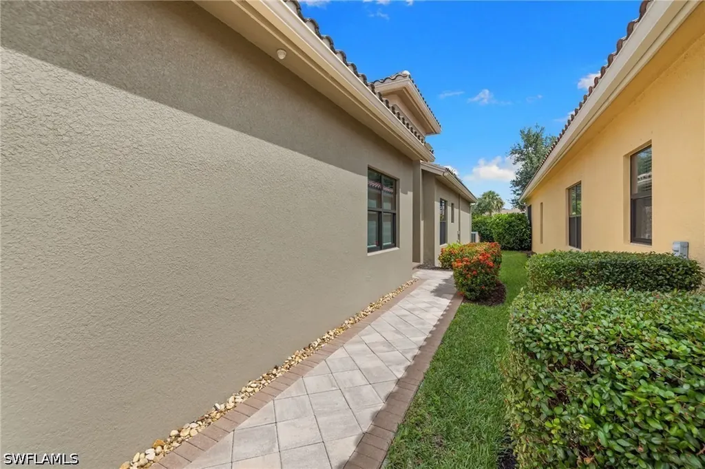 13437 Monticello Boulevard Naples FL 34109