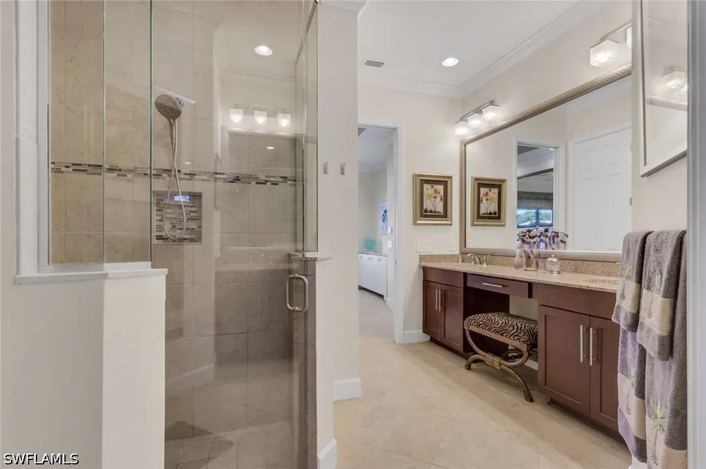 9142 Isla Bella Circle Bonita Springs FL 34135