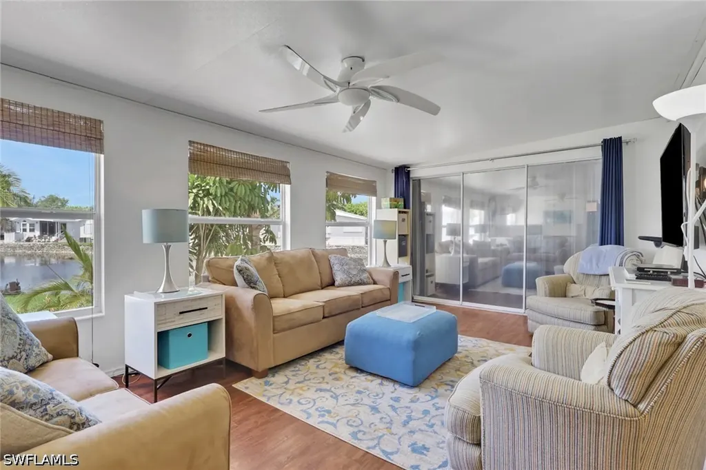 386 Leopard Lane Naples FL 34114