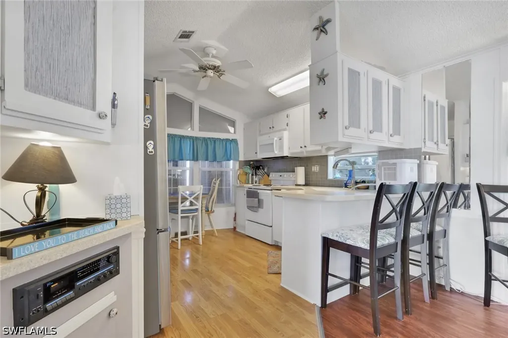 386 Leopard Lane Naples FL 34114