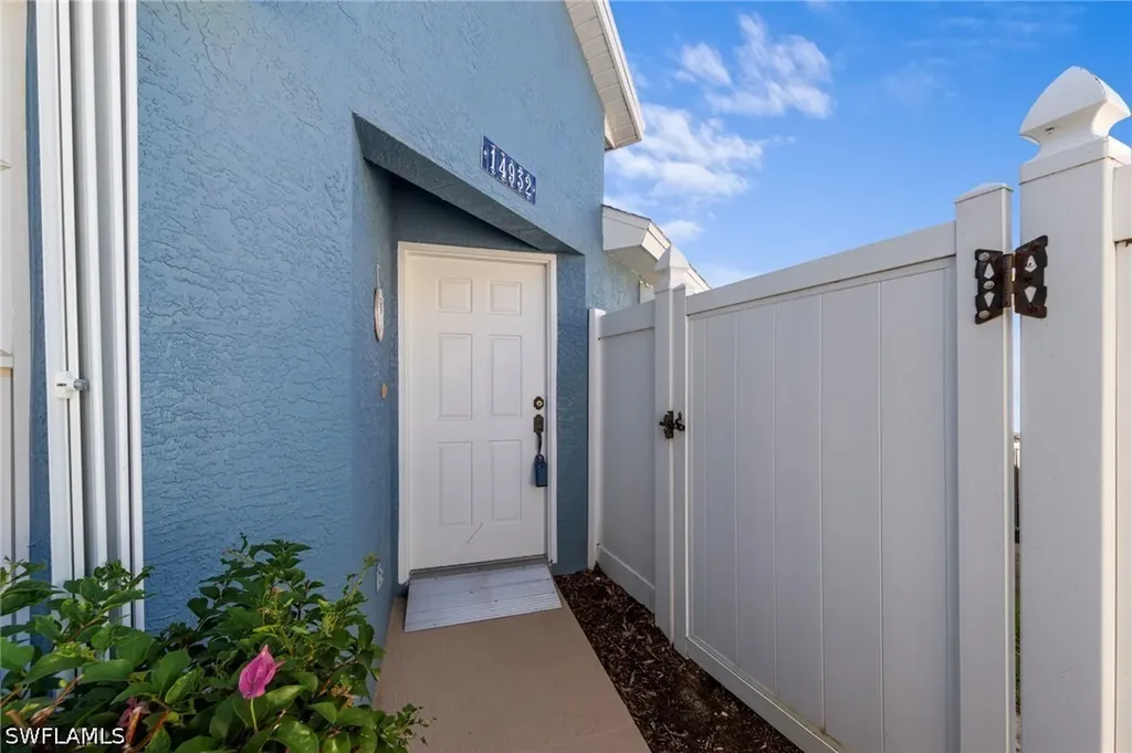 14932 Sterling Oaks Drive Naples FL 34110