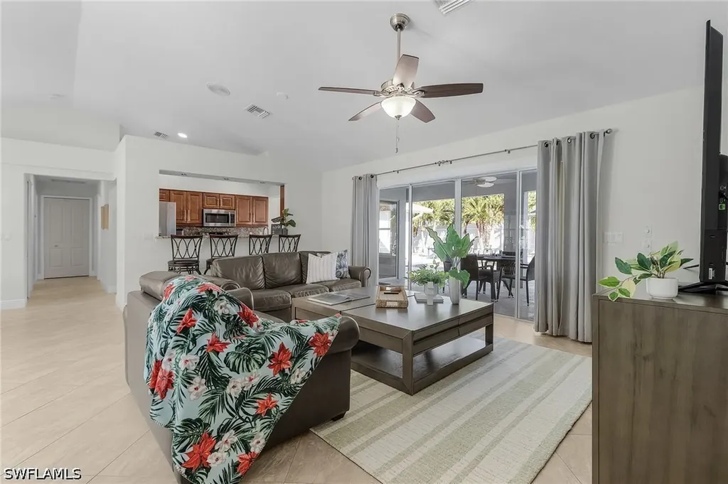 601 SE 30th Street Cape Coral FL 33904