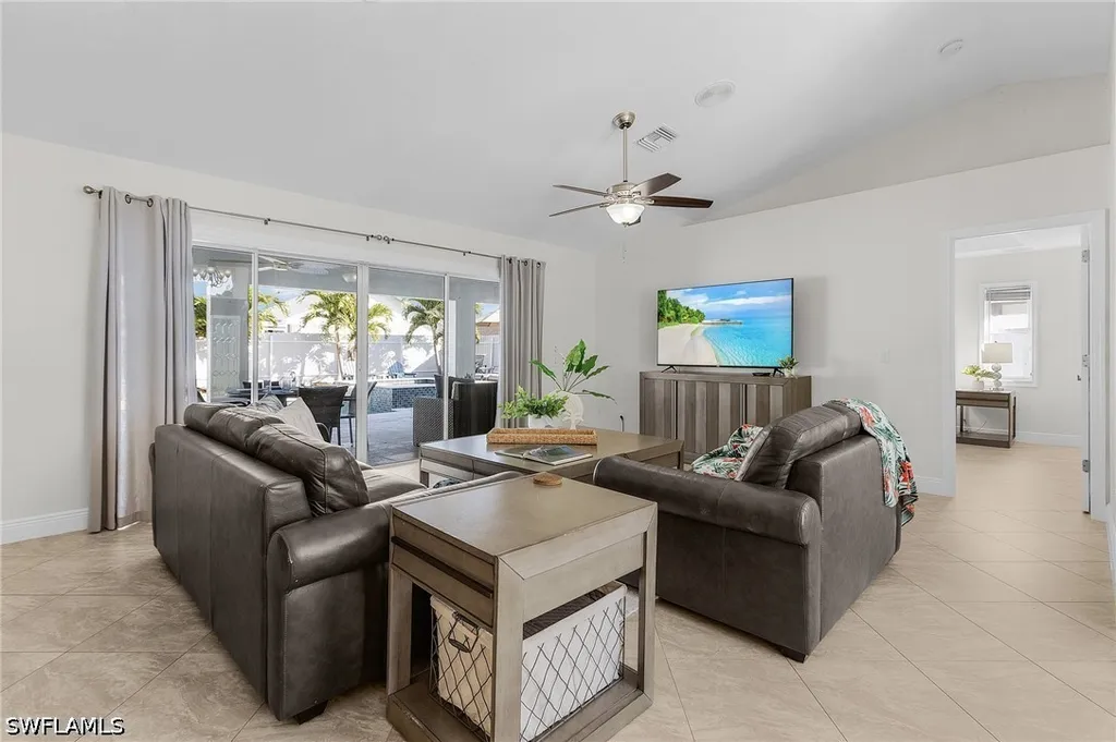 601 SE 30th Street Cape Coral FL 33904