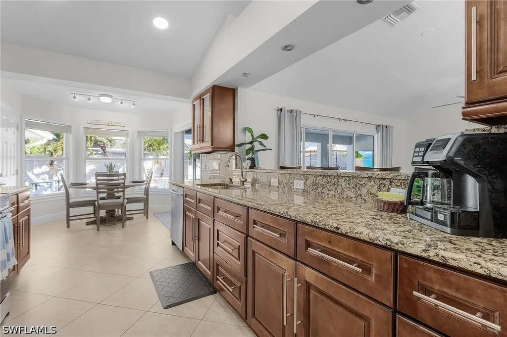 601 SE 30th Street Cape Coral FL 33904