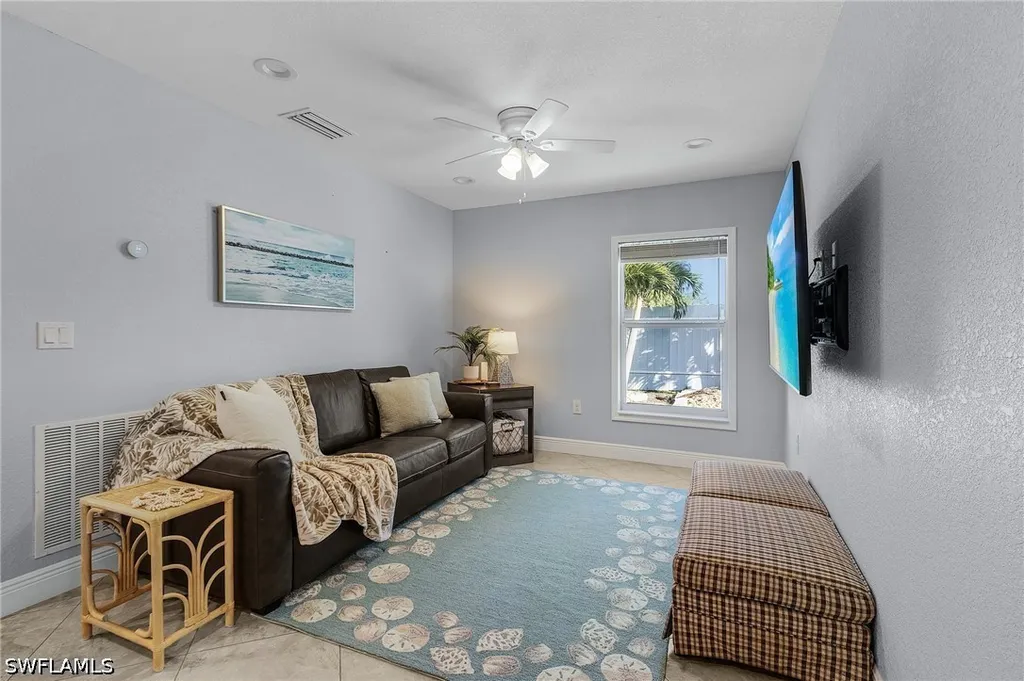 601 SE 30th Street Cape Coral FL 33904