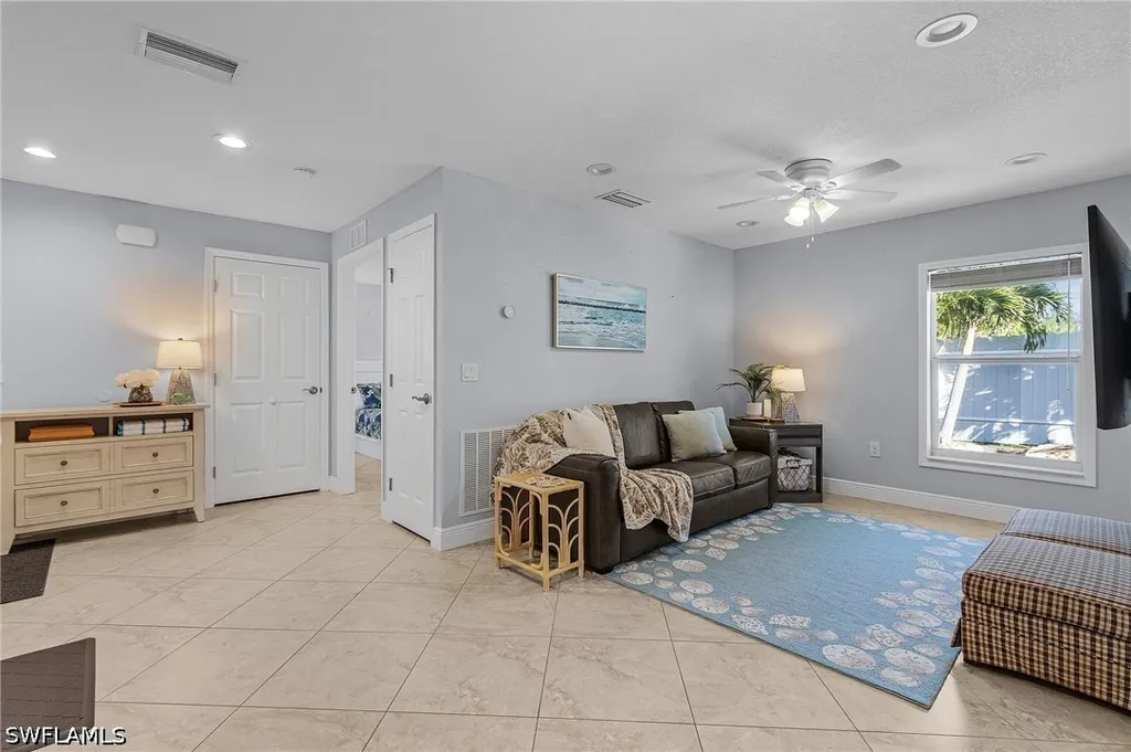 601 SE 30th Street Cape Coral FL 33904