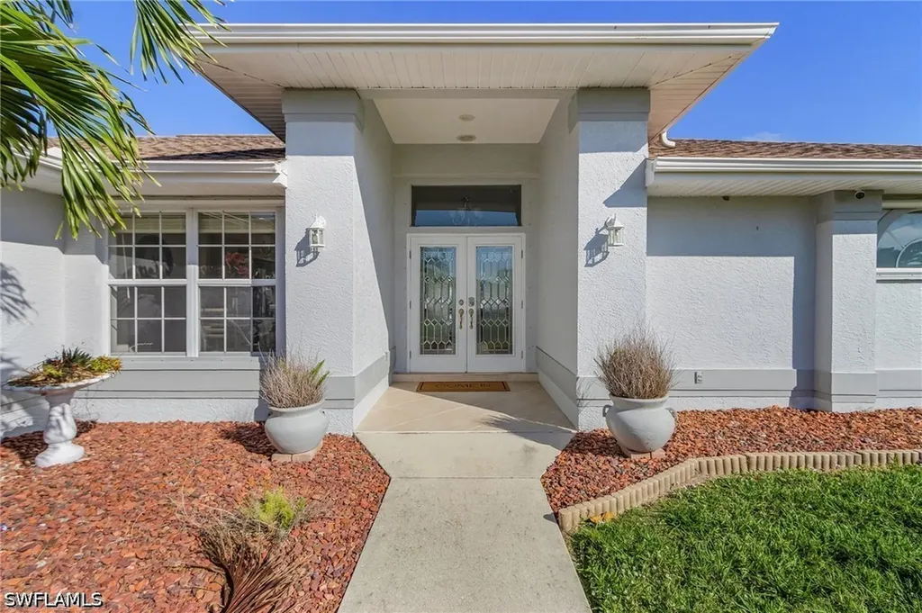 601 SE 30th Street Cape Coral FL 33904