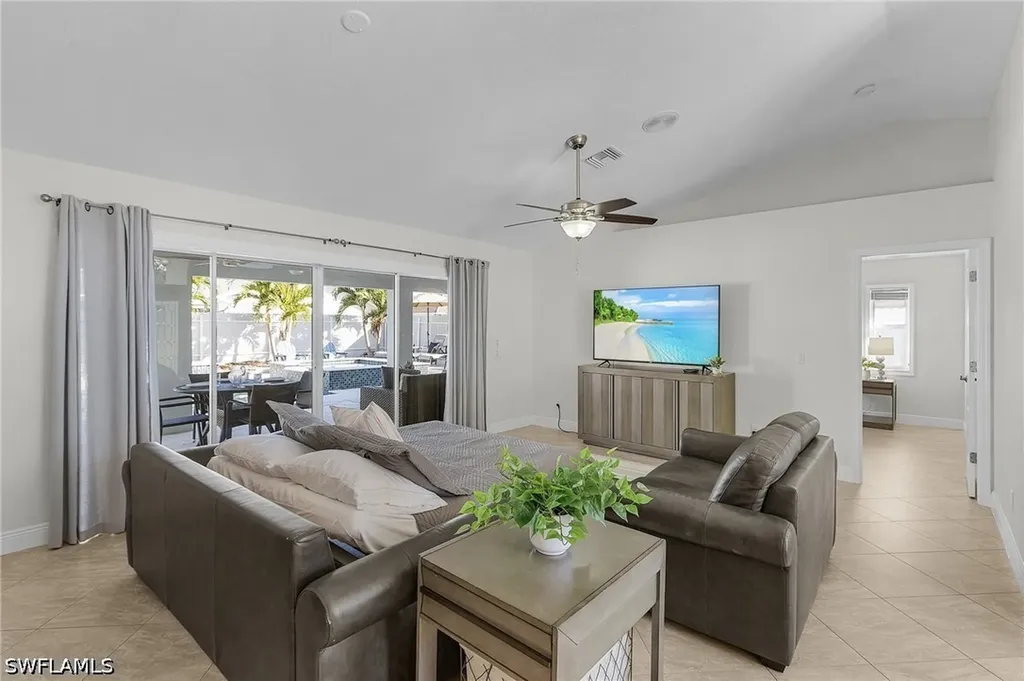 601 SE 30th Street Cape Coral FL 33904