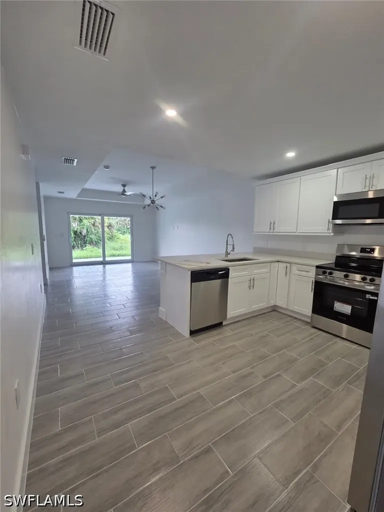 617/619 Creuset Avenue S Lehigh Acres FL 33974