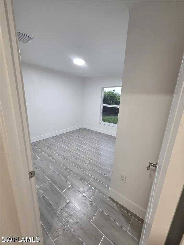 617/619 Creuset Avenue S Lehigh Acres FL 33974