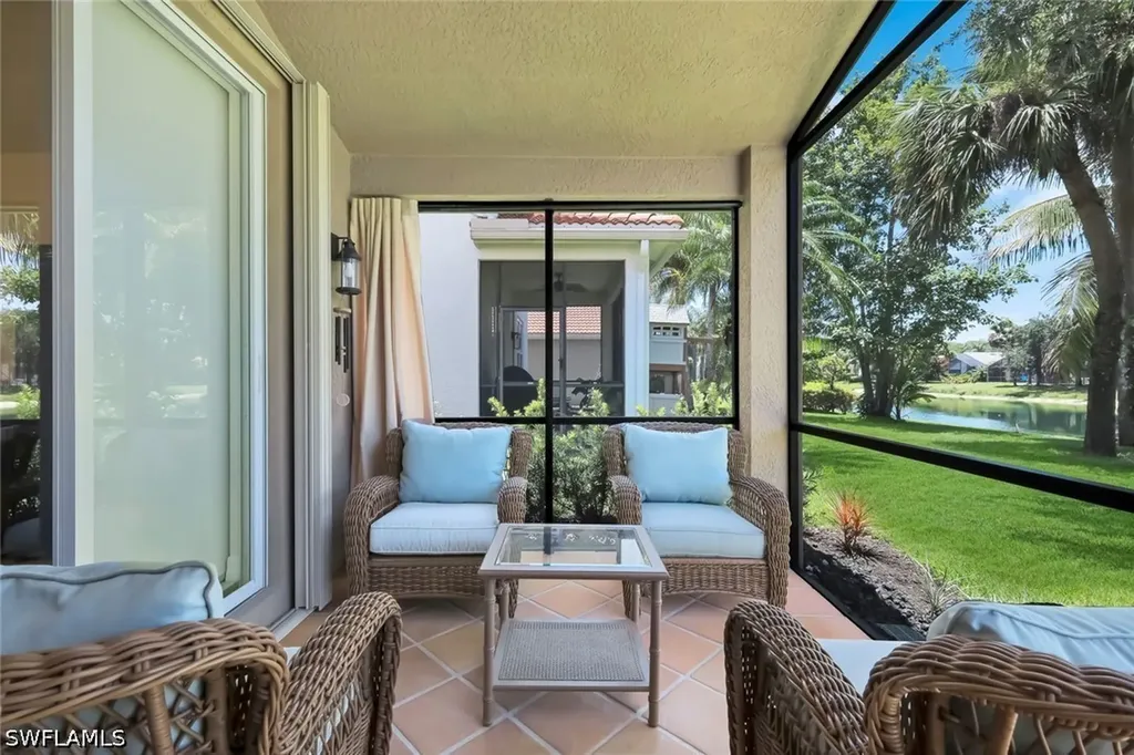 1654 Triangle Palm Terrace Naples FL 34119
