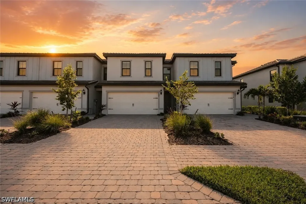 Naples FL, 4295 Sonoma Oaks Circle