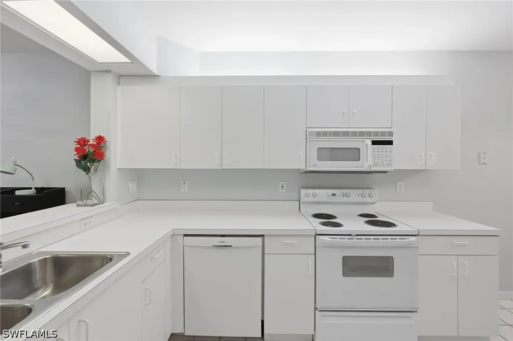 7577 Silver Trumpet Lane Naples FL 34109