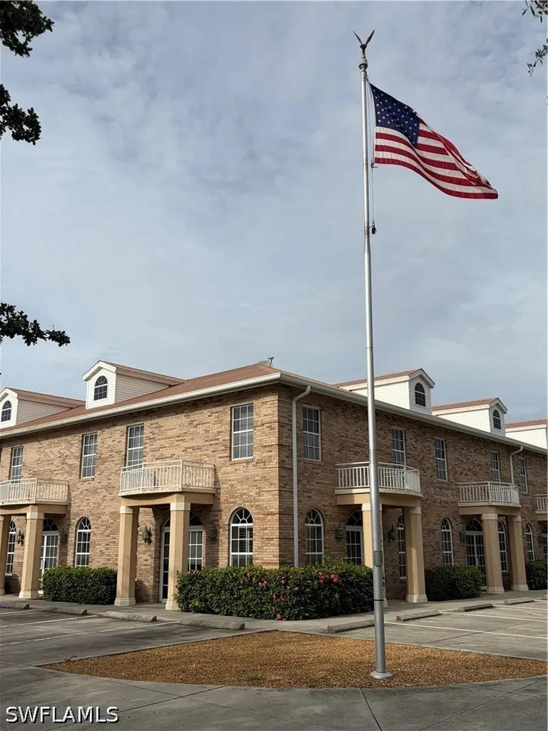 4707 Enterprise Avenue Naples FL 34104