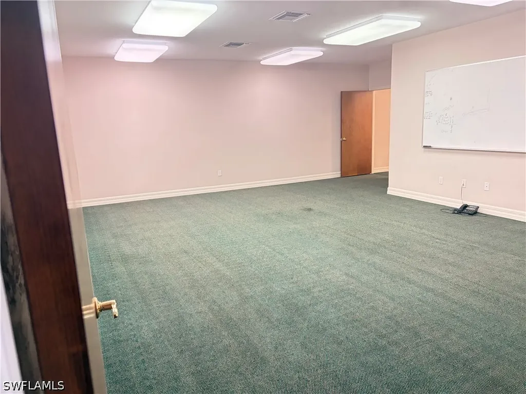 4707 Enterprise Avenue Naples FL 34104