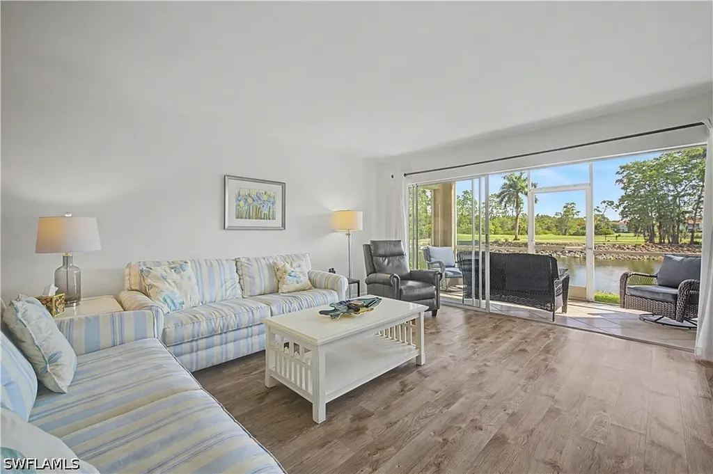 7065 Dennis Circle Naples FL 34104