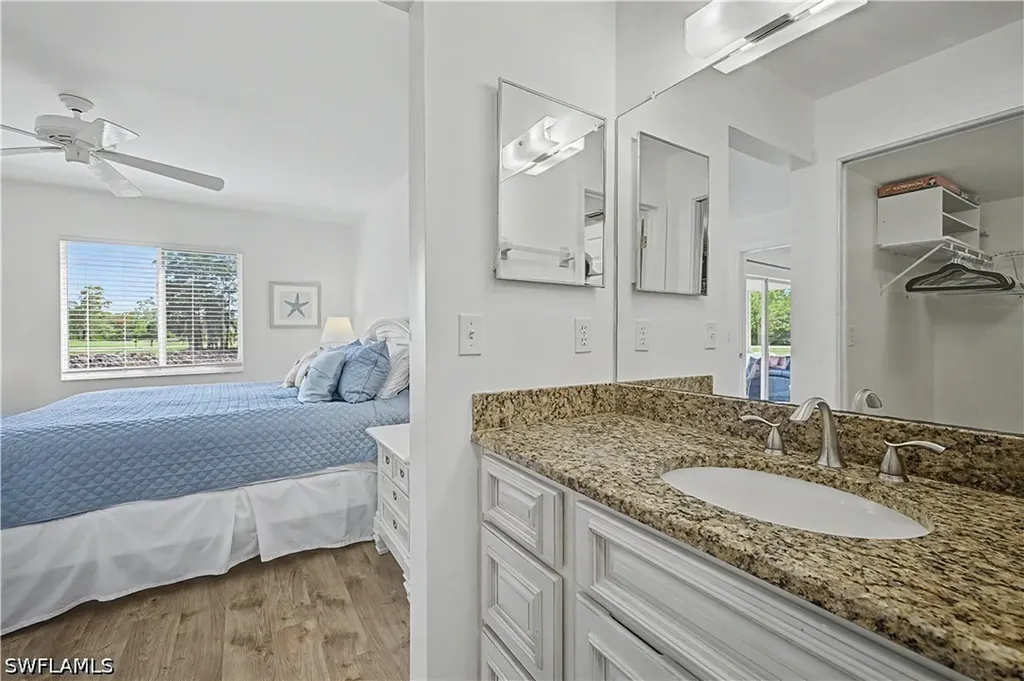 7065 Dennis Circle Naples FL 34104