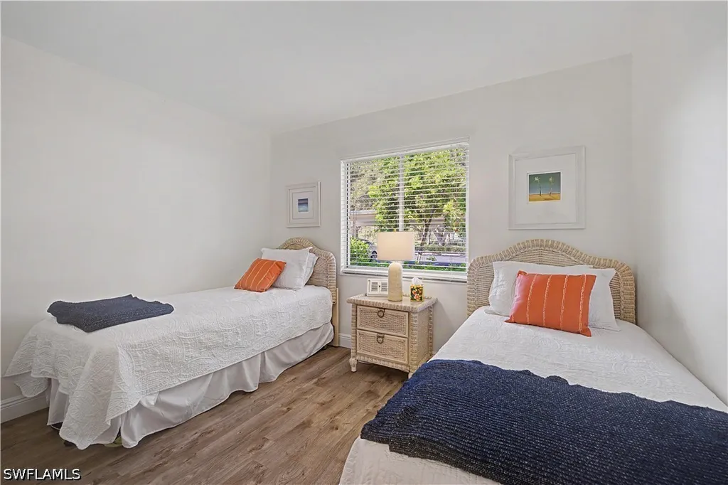 7065 Dennis Circle Naples FL 34104