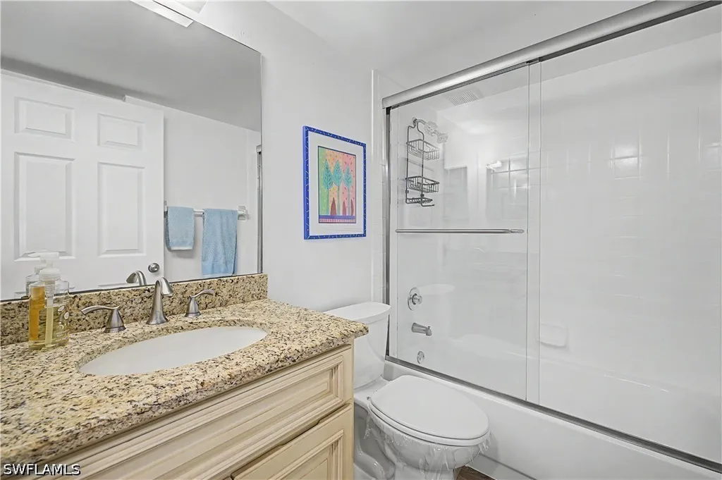 7065 Dennis Circle Naples FL 34104