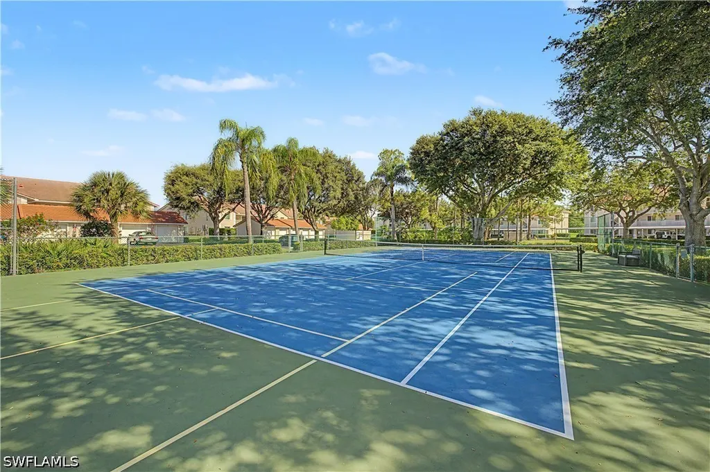 7065 Dennis Circle Naples FL 34104