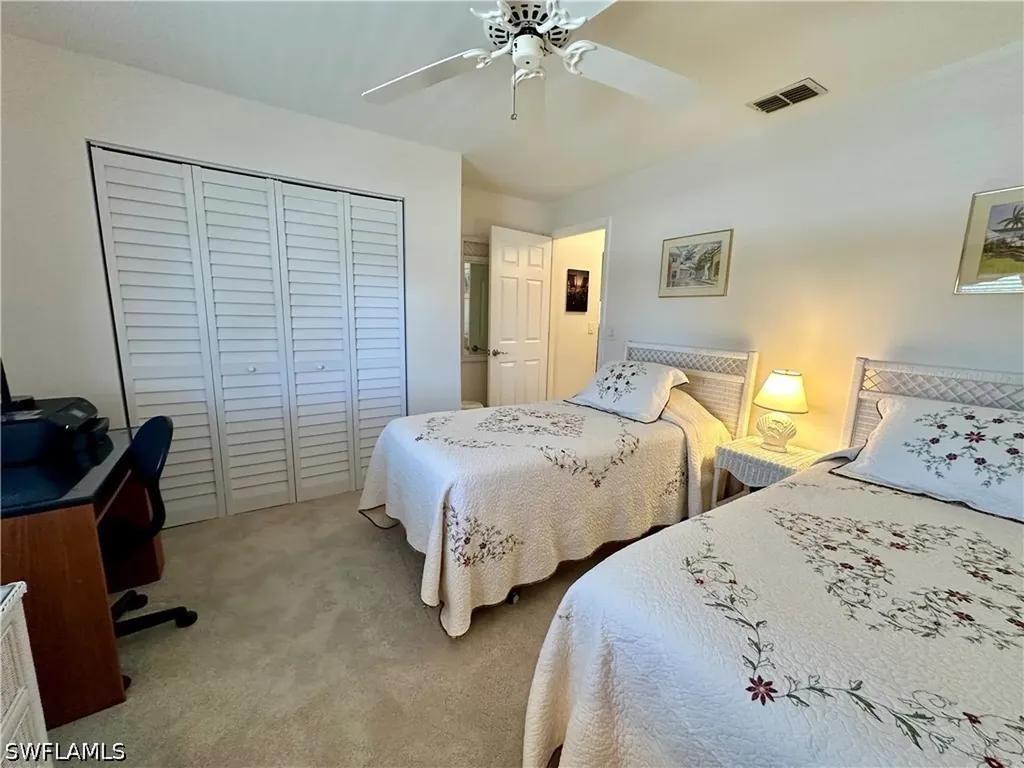 10686 Gulfshore Drive Naples FL 34108-3041