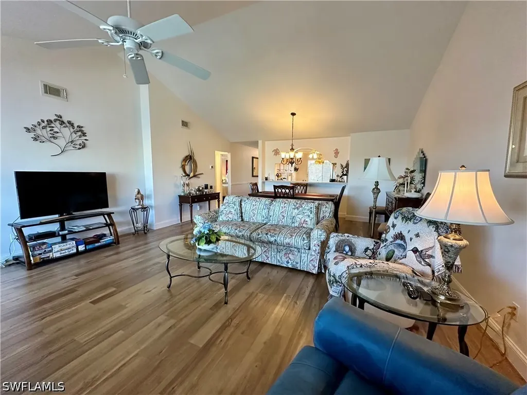 10686 Gulfshore Drive Naples FL 34108-3041