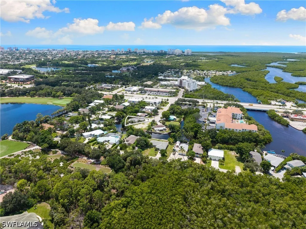 66 River Court Naples FL 34110
