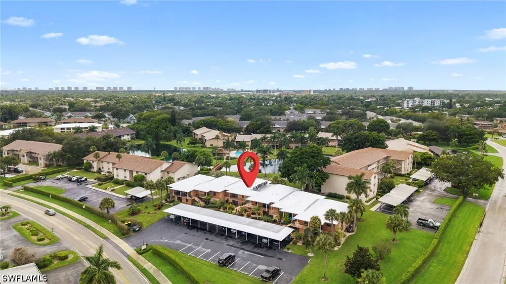 195 Cypress Way E Naples FL 34110