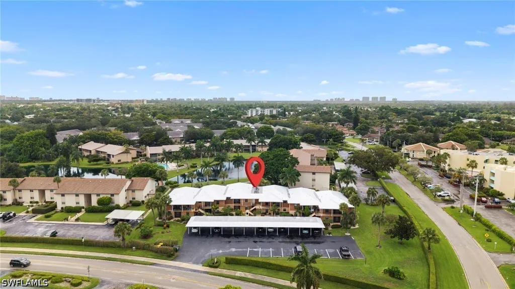 195 Cypress Way E Naples FL 34110