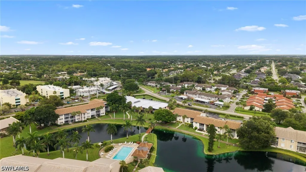 195 Cypress Way E Naples FL 34110